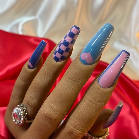 24 piece set of Press on Nails Coffin Shape - Picture 4 of 11